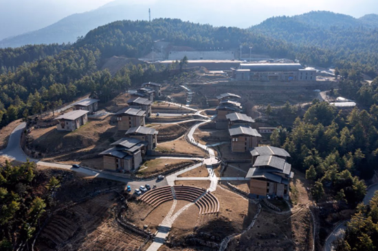 Dungkar Dzong 2