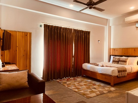 Hotel Kuku Grand