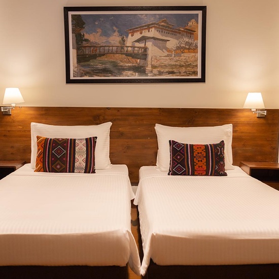 Lemon Tree Deluxe Room, Twin