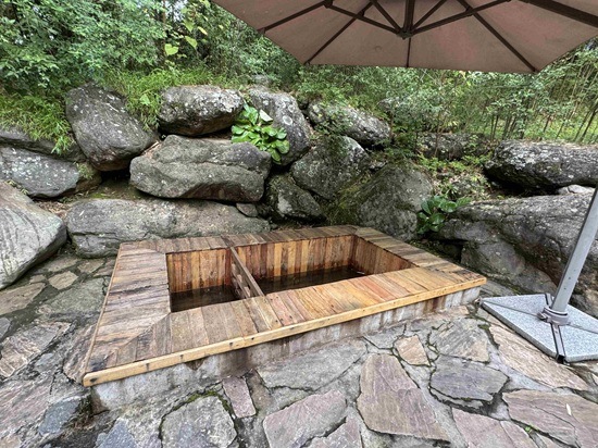 Hot Stone Bath Zhiwaling Heritage