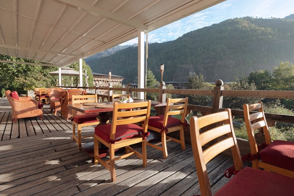 Zhiwaling Sundeck